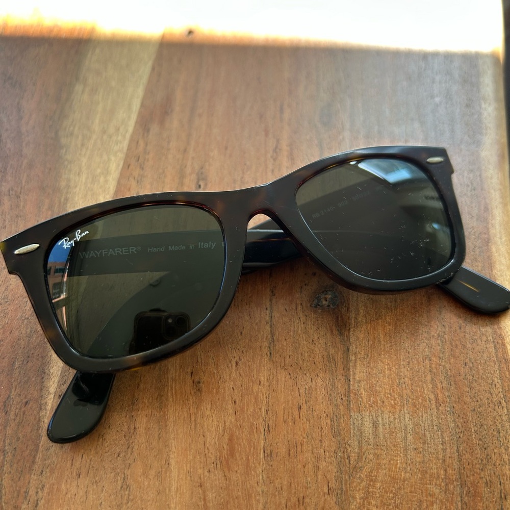 Ray-Ban Black Wayfarer Sunglasses RB2140 902/58 50-22